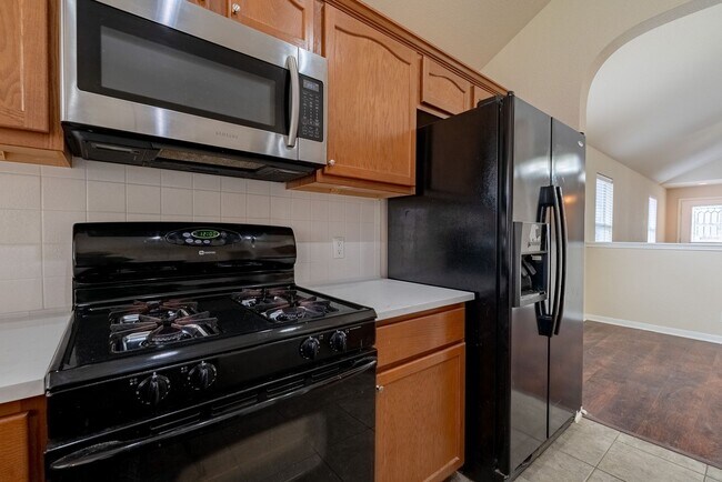 Building Photo - Beautiful 3 Bedroom, 2 Bathroom Rental Home in Southwest Austin!!!