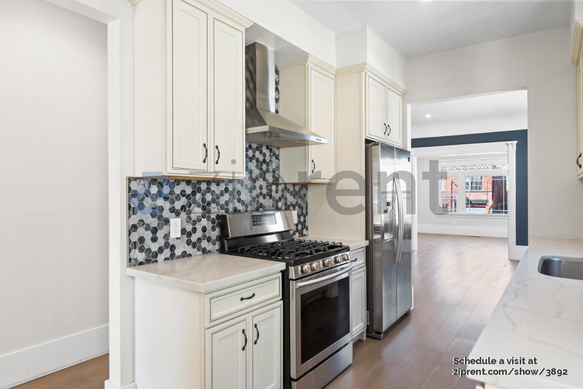 Building Photo - 2624 Adeline St