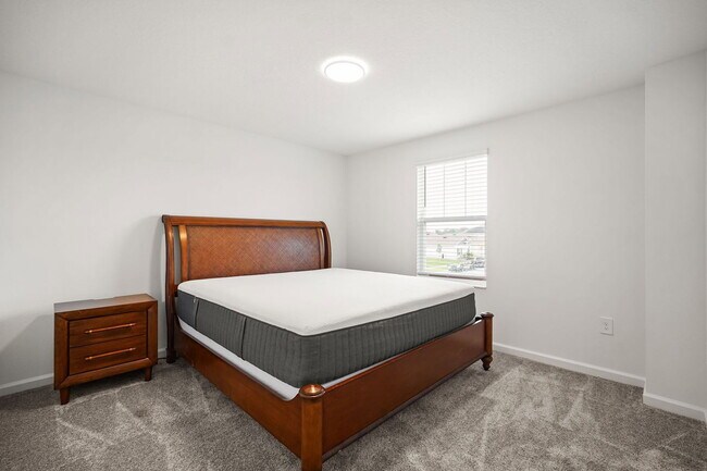Building Photo - 4981 Worchester Dr