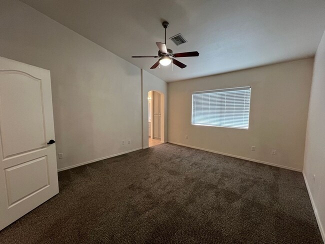 Building Photo - 4 BEDROOM IN BARKLEY RANCH!