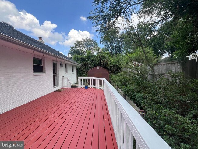 Building Photo - 7021 Hickory Hill Rd