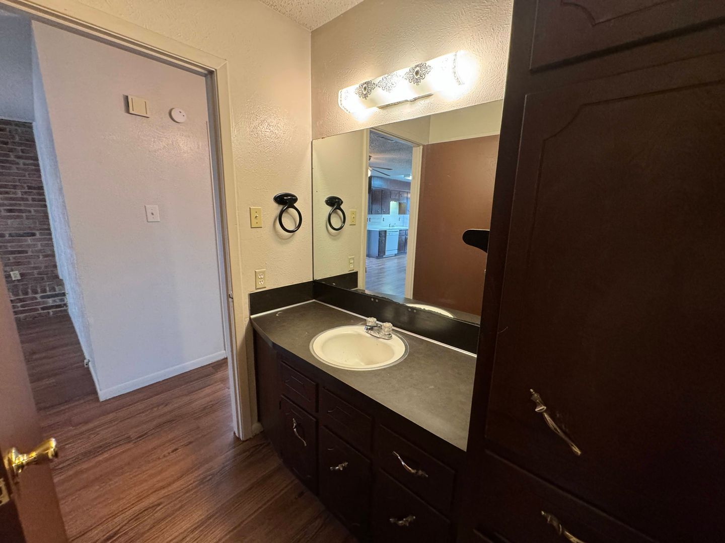 Building Photo - 2209 Wheeler Ave