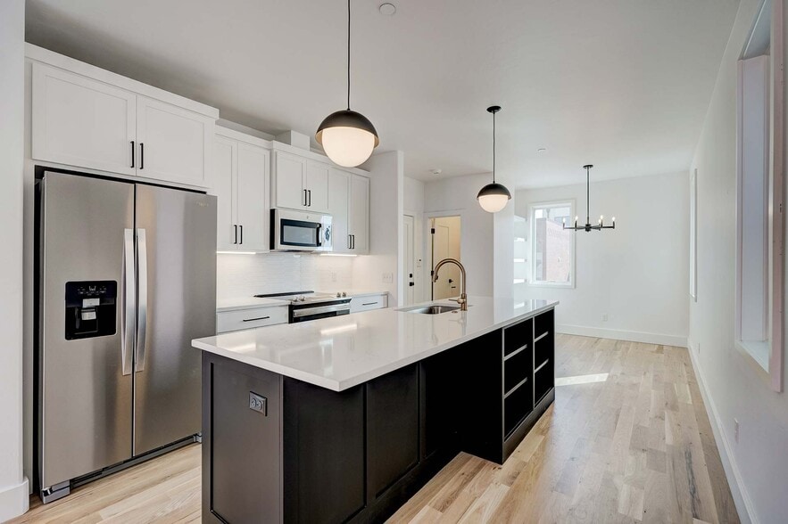 Primary Photo - Spoke Street