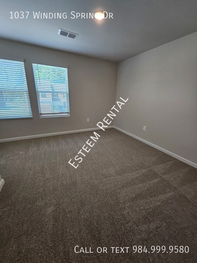 Building Photo - 1037 Winding Spg Dr