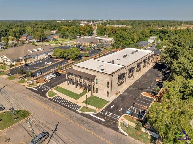 Building Photo - 1009 Northside Dr
