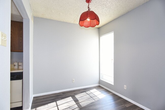 Interior Photo - Country Club