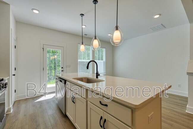 Building Photo - 416 W Parima Ct