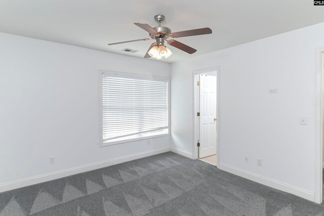Building Photo - 302 Hampton Forest Drive