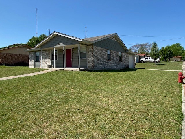 Building Photo - 1005 Dryden Ave