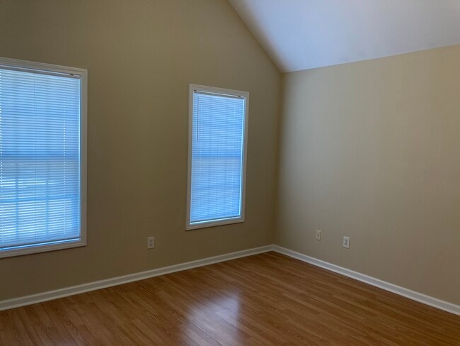 Building Photo - 3440 Southbrook Cir
