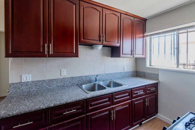 Building Photo - 15th Street Residences