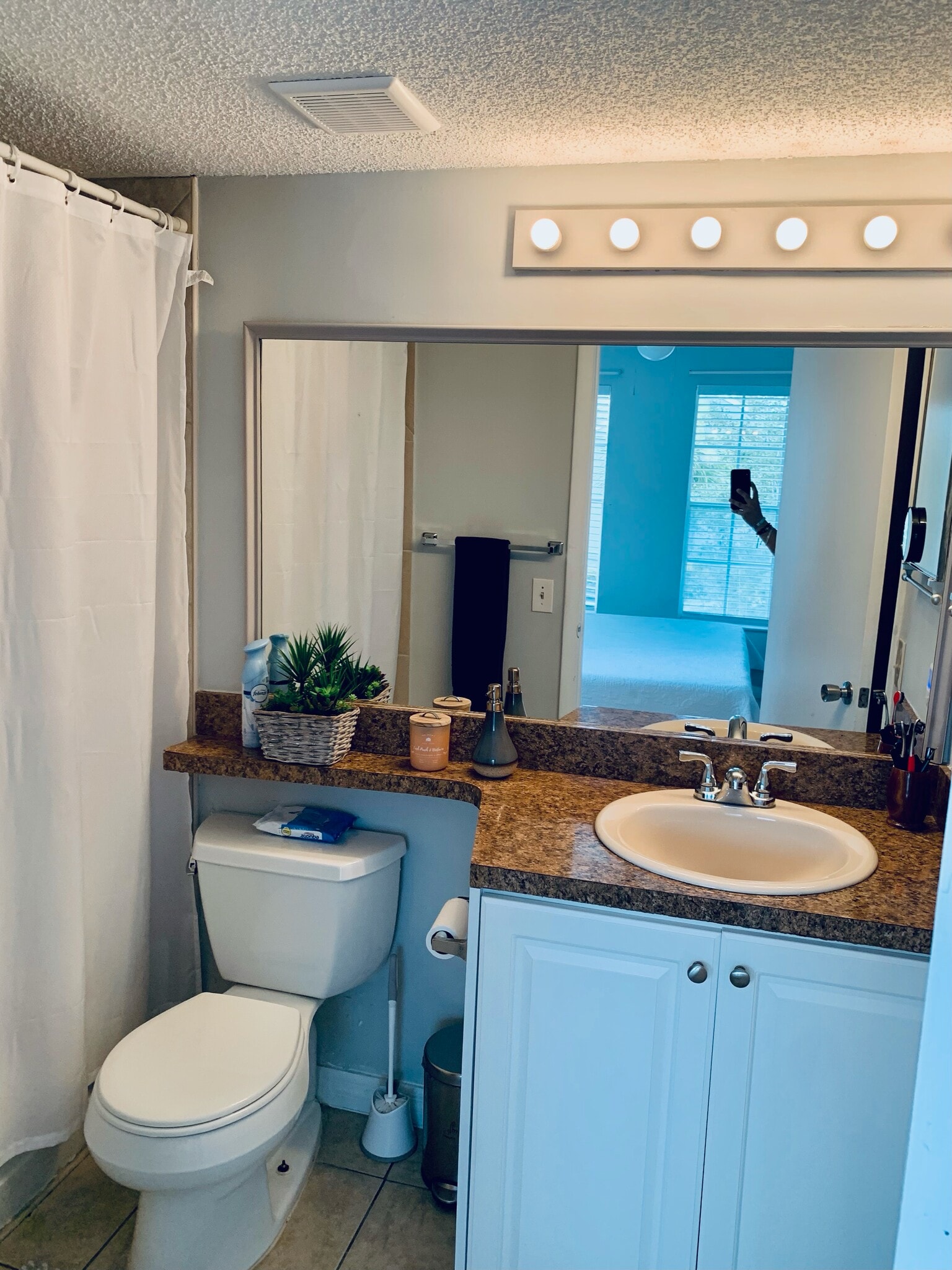 Building Photo - 124 Santa Clara Dr