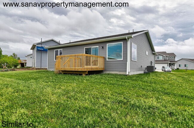 Building Photo - "Rare Find: Spacious Ranch Living at Its Best in Bondurant with the lowest rent ever"