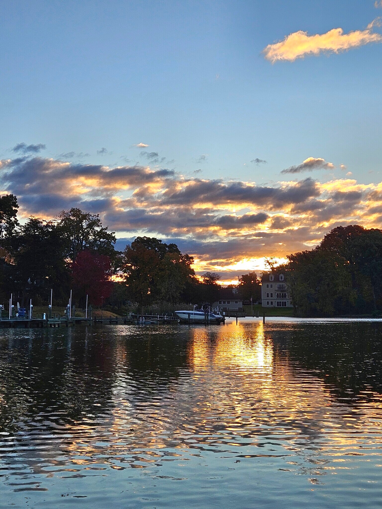 Building Photo - 300 Long Cove Ln