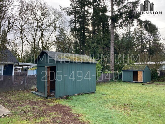 Building Photo - Fully  remodeled 3 bed, 1 bath house in Lakewood!