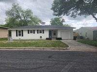 Building Photo - 3533 Binyon Ave