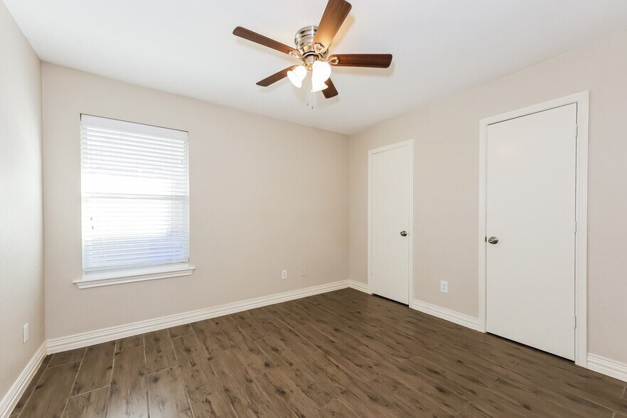 Building Photo - 109 Heritage Dr