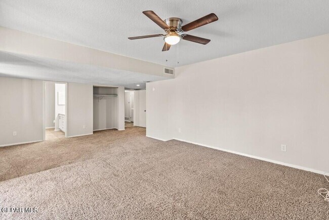 Building Photo - 4528 R L Shoemaker Dr