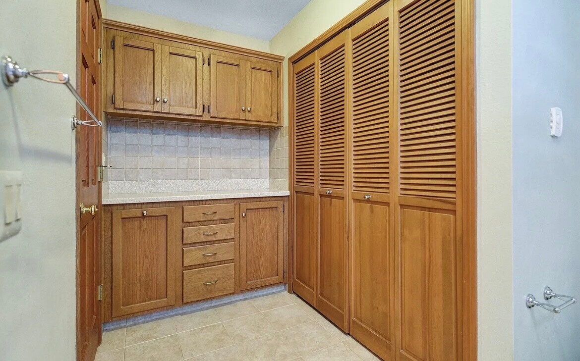 Building Photo - 15252 Boones Way