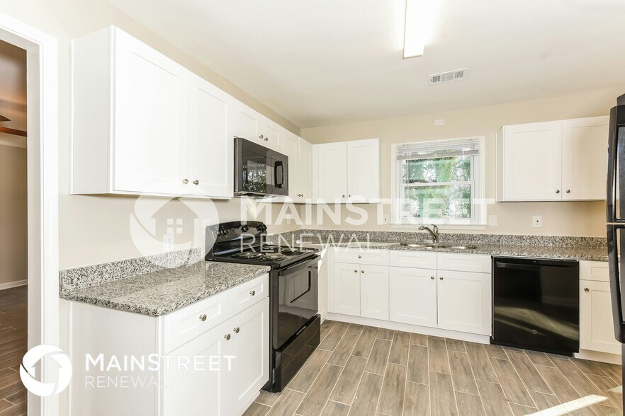 Building Photo - 110 Fairfield Dr