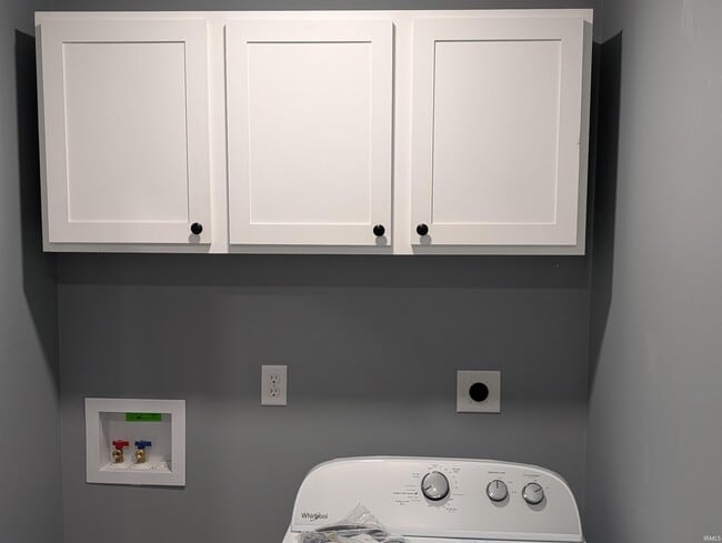 Building Photo - 3710 Wayne Trce