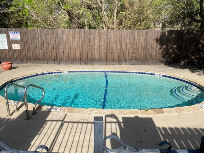 Building Photo - 6103 Bullard Dr