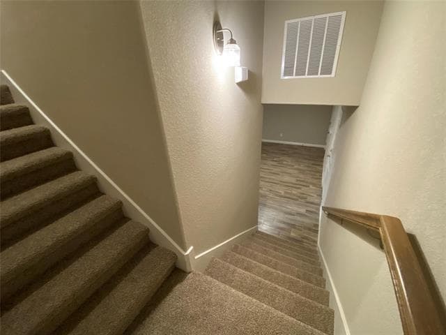 Building Photo - 802 Rolling Terrace Cir