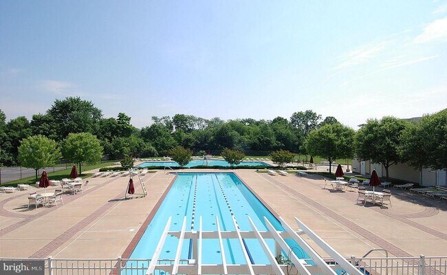 Building Photo - 3038 Jacobs Garden Ln