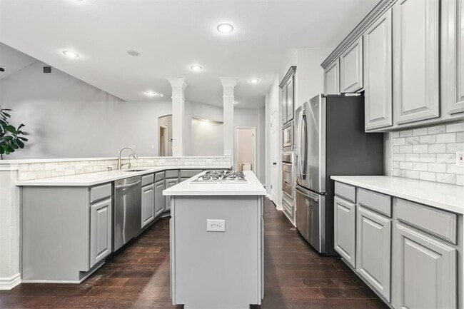 Building Photo - 10116 Scull Creek Dr