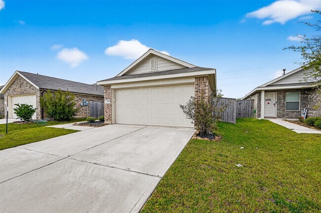 Building Photo - 7719 Cedar Birch Dr