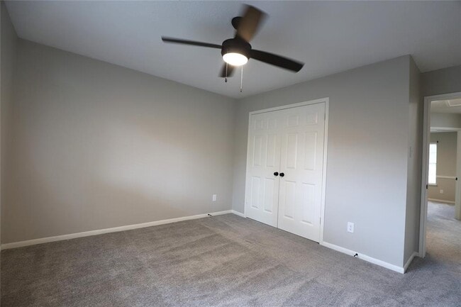 Building Photo - 21631 Live Oaks Spring Dr