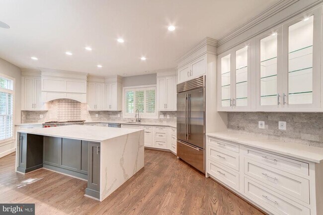 Building Photo - 1472 Carrington Ridge Ln