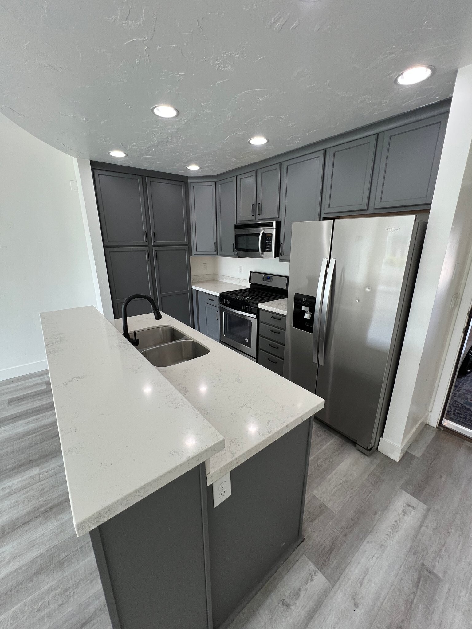 Building Photo - 7562 San Savino Way