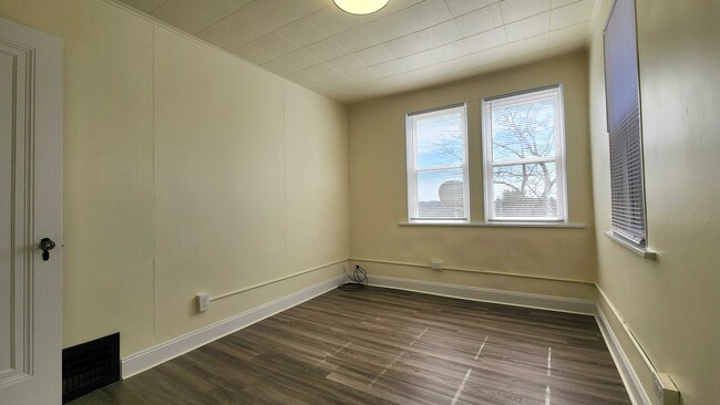 Building Photo - Updated 3BR 1.5 Bath house now available!