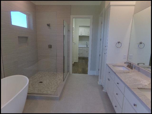 Building Photo - 514 Corondelet Ln