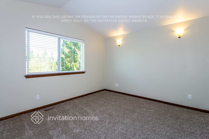 Building Photo - 6625 207th St Ct E