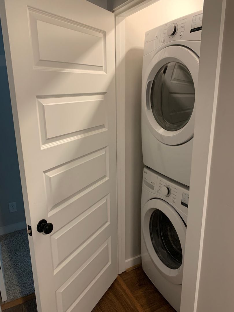 Building Photo - Northern Village @ Ross Park