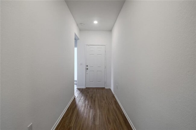 Building Photo - 10724 Steinbeck Dr