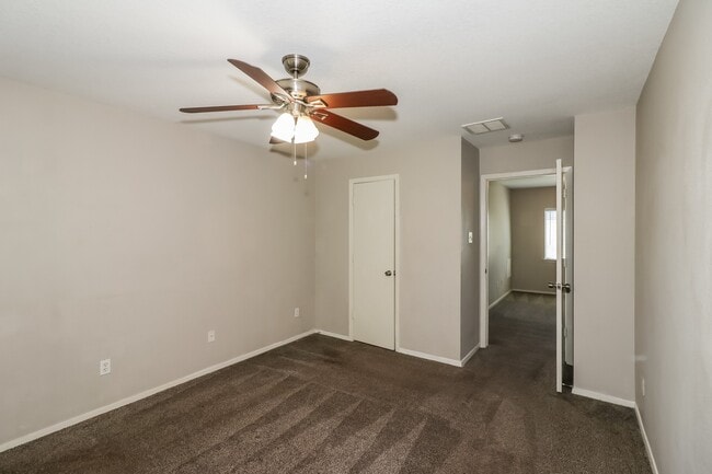 Building Photo - 20908 Patriot Park Ln