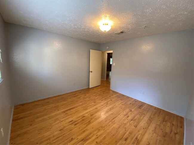 Building Photo - 19311 Spanish Needle Dr