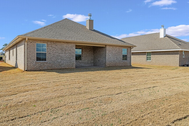 Building Photo - 201 Abercorn Dr