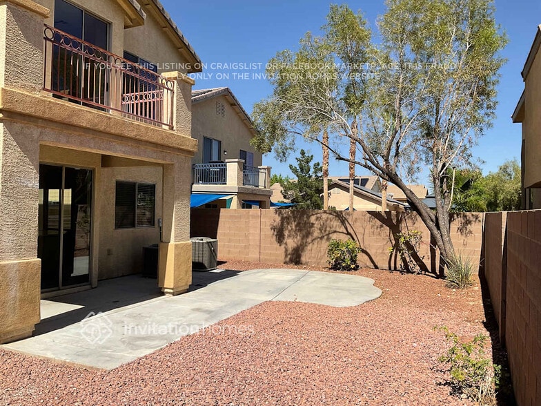 Building Photo - 9133 Little Horse Ave