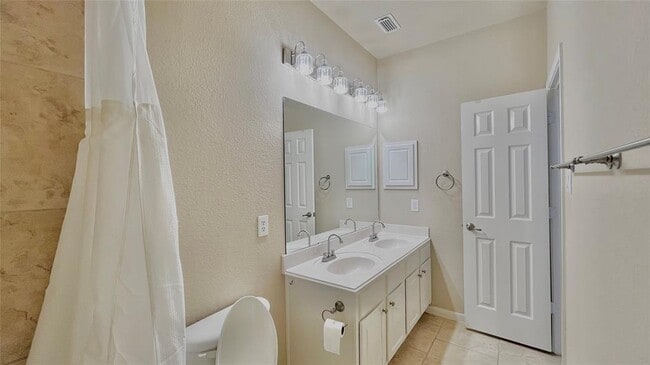 Building Photo - 5123 Shadow Breeze Ln