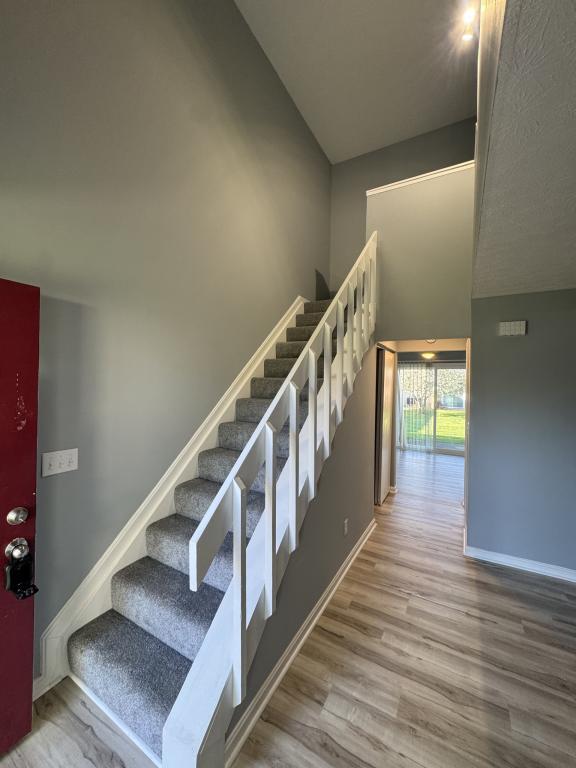 Building Photo - 30 Apple Ln