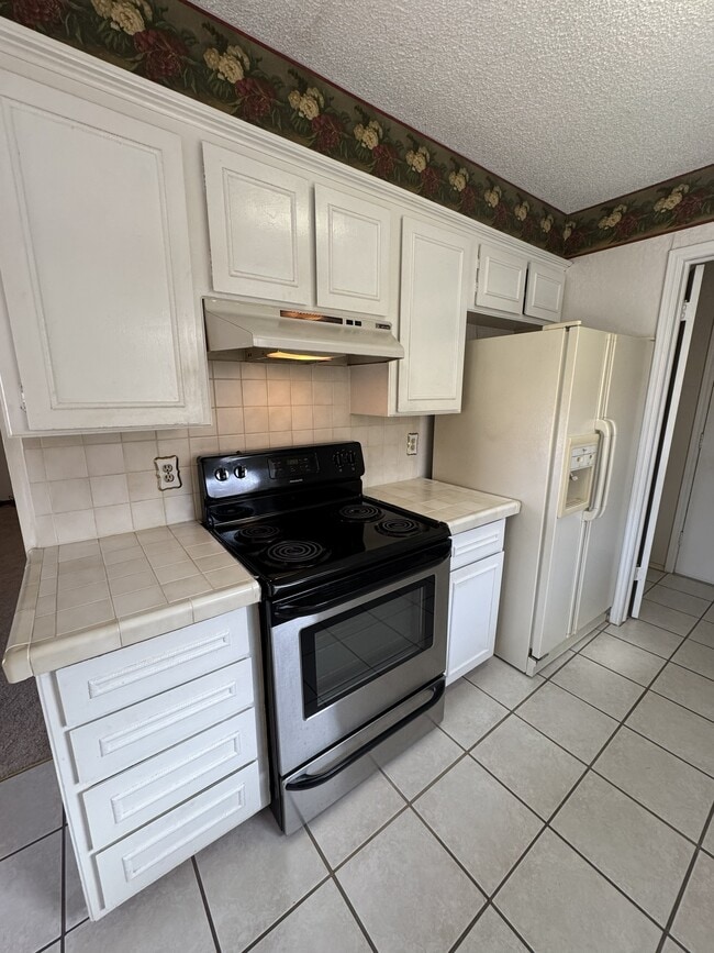 Building Photo - 841 NW 115th St