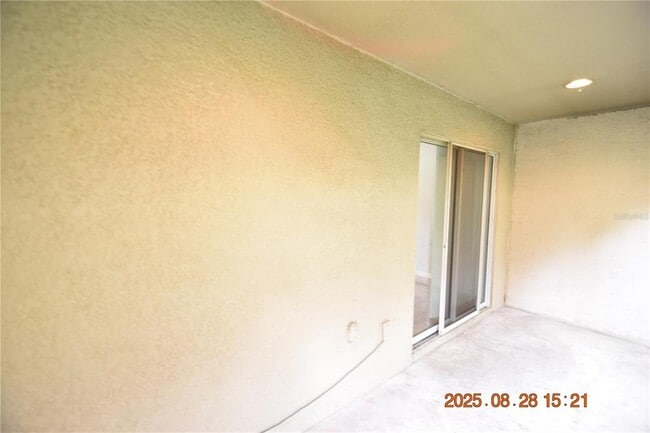 Building Photo - 27525 Desert Willow Way