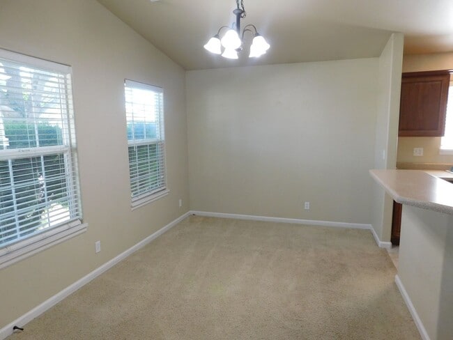 Building Photo - Ranch in Fruita