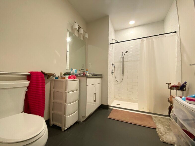 Building Photo - 1025 Tremont St