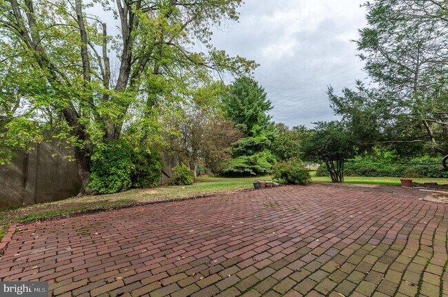 Building Photo - 50 Wistar Rd