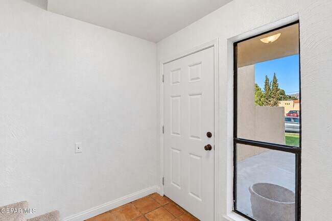Building Photo - 201 Mulberry Ave